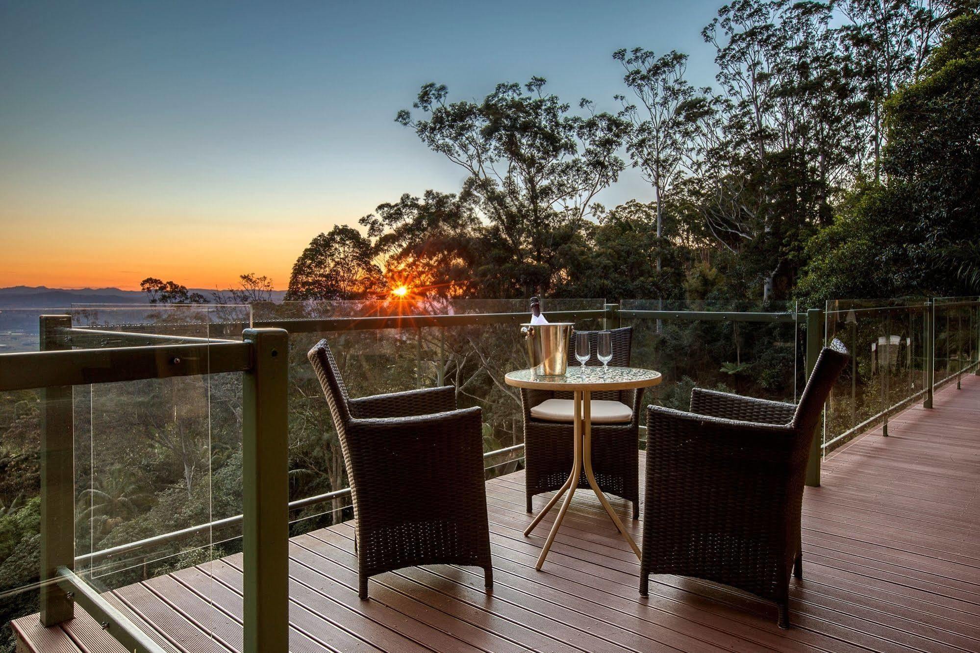 Bed and Breakfast Avocado Sunset Bed & Breakfast Mount Tamborine Exterior foto